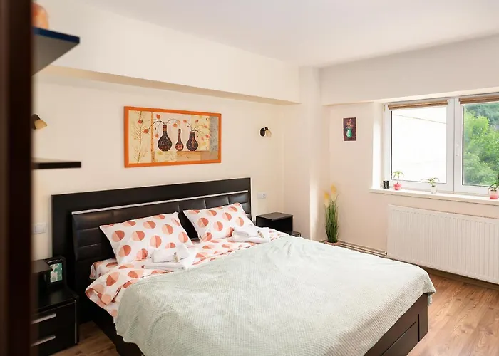 Metropolitan Wildscape View Appartement Braşov